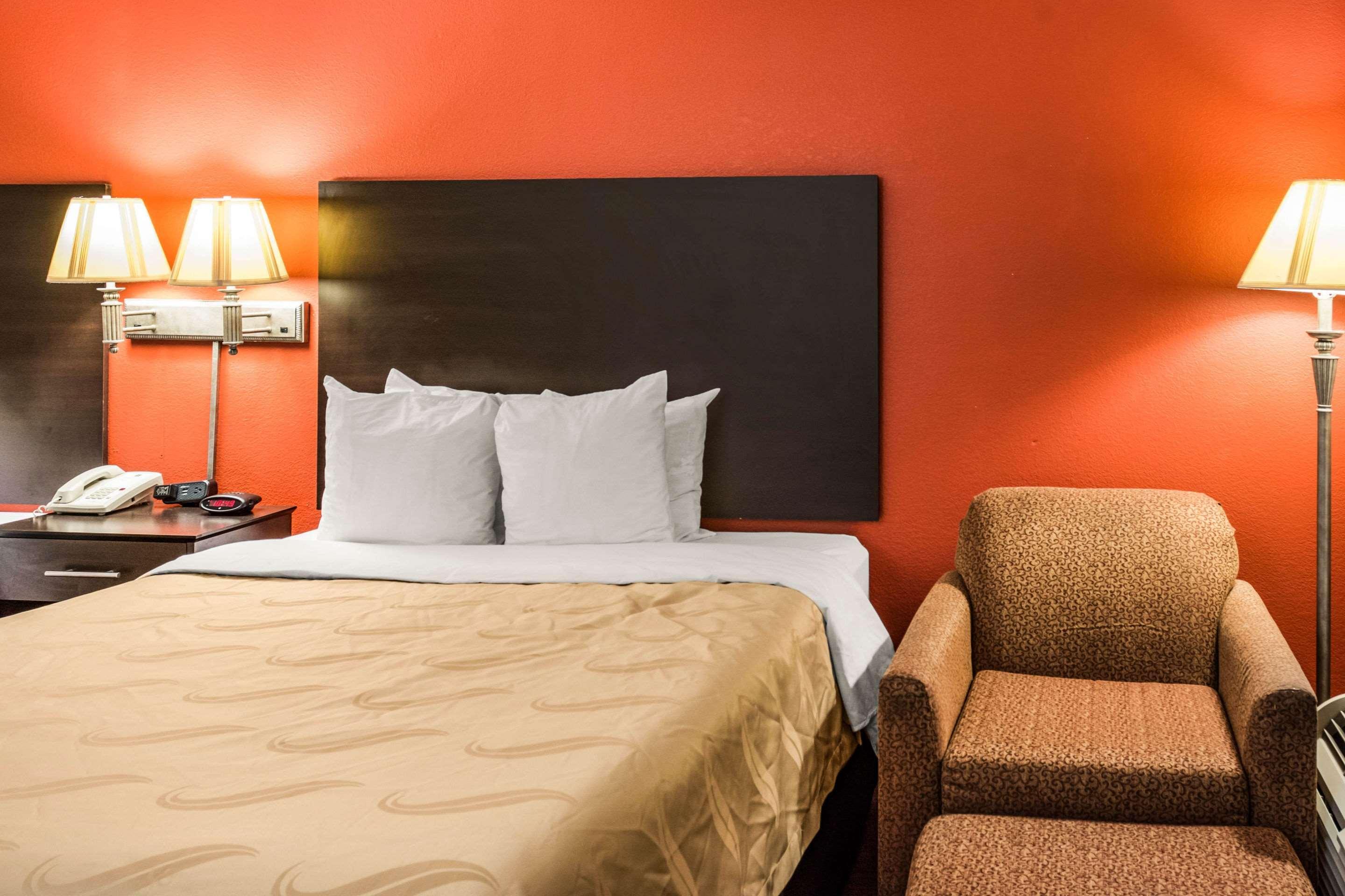 Quality Inn Albany Exteriör bild